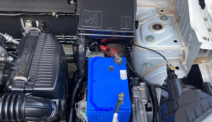 2019 Renault Kwid RXT 1.0 AMT (O), Petrol, Automatic, 21,427 km, Engine View - Left