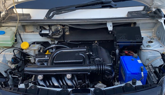 2019 Renault Kwid RXT 1.0 AMT (O), Petrol, Automatic, 21,427 km, Engine View