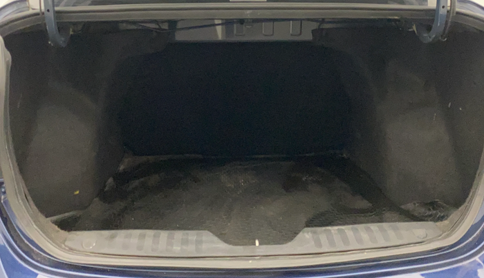 2018 Maruti Ciaz ALPHA  AT 1.5 SHVS PETROL, Petrol, Automatic, 62,174 km, Boot Inside