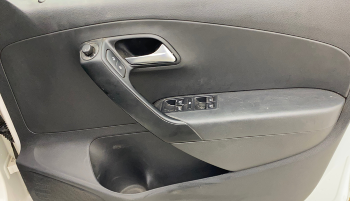 2021 Volkswagen Polo HIGHLINE PLUS 1.0L TSI AT, Petrol, Automatic, 96,181 km, Driver Side Door Panels Control