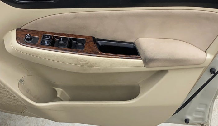 2020 Maruti Dzire VDI, Diesel, Manual, 1,15,545 km, Driver Side Door Panels Control