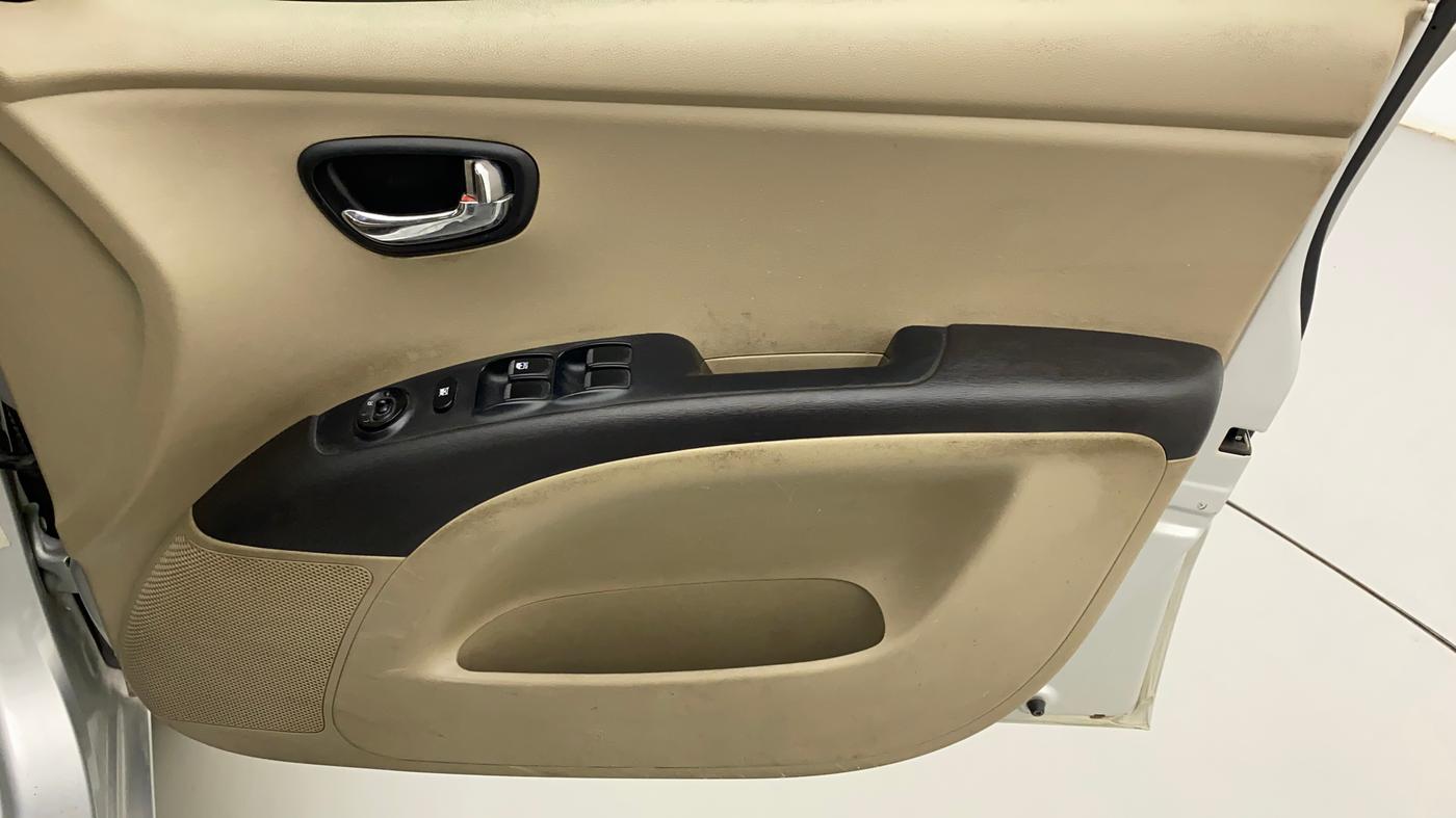2012 Hyundai i10 SPORTZ 1.2 AT, Petrol, Automatic, 46,284 km, Driver Side Door Panels Control