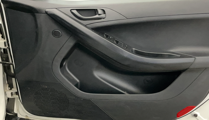 2024 Tata NEXON SMART PLUS S 1.2 REVOTRON, Petrol, Manual, 13,119 km, Driver Side Door Panels Control