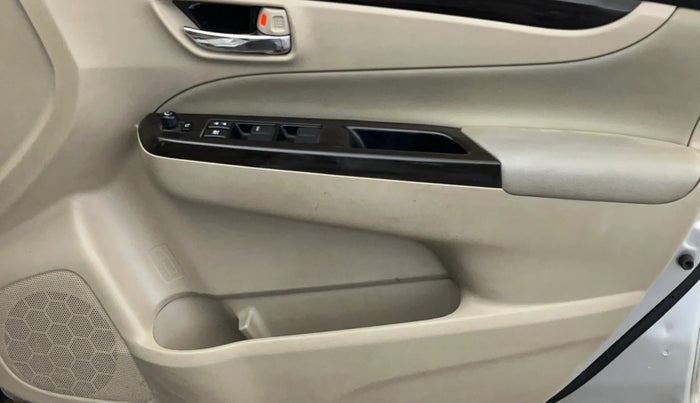 2018 Maruti Ciaz ALPHA  AT 1.4  PETROL, Petrol, Automatic, 62,609 km, Driver Side Door Panels Control