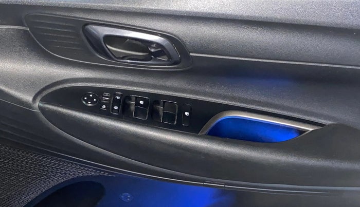 2021 Hyundai NEW I20 ASTA 1.0 GDI TURBO DCT, Petrol, Automatic, 26,962 km, Driver Side Door Panels Control