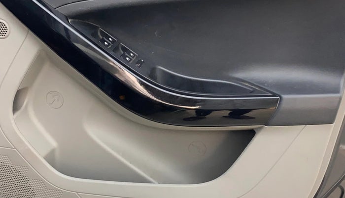 2018 Tata NEXON XM PETROL, Petrol, Manual, 50,930 km, Driver Side Door Panels Control