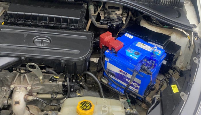 2022 Tata Tiago XZA PLUS DUAL TONE PETROL, Petrol, Automatic, 24,930 km, Engine View - Left