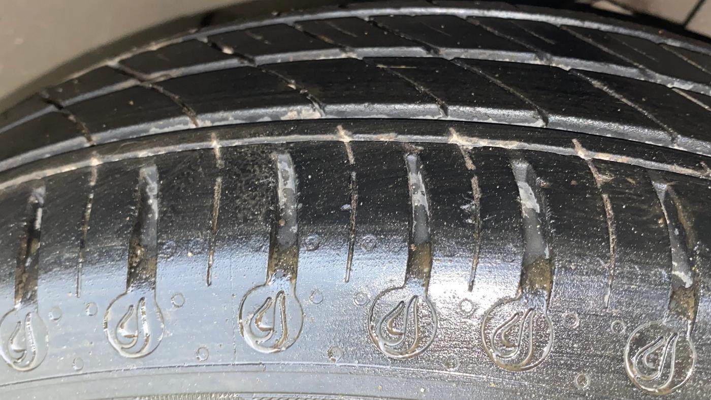 2024 Tata TIGOR XZA Plus iCNG , CNG, Automatic, 10,554 km, Right Front Tyre Tread