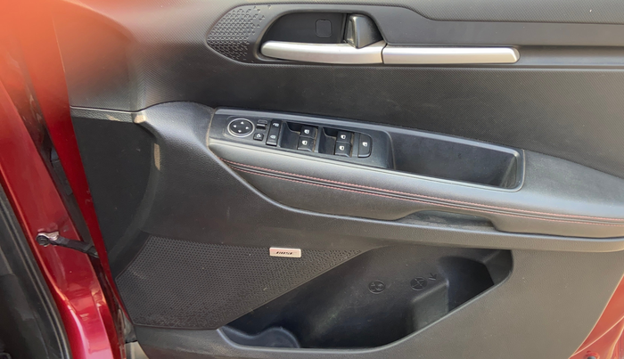 2021 KIA SONET GTX PLUS 1.0 IMT, Petrol, Manual, 78,580 km, Driver Side Door Panels Control