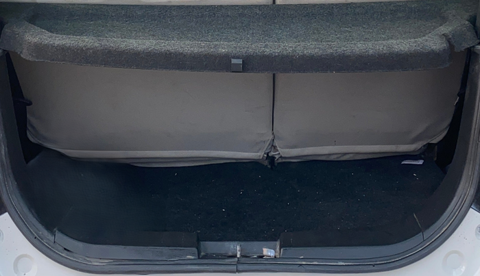 2018 Maruti Wagon R 1.0 VXI, Petrol, Manual, 36,521 km, Boot Inside