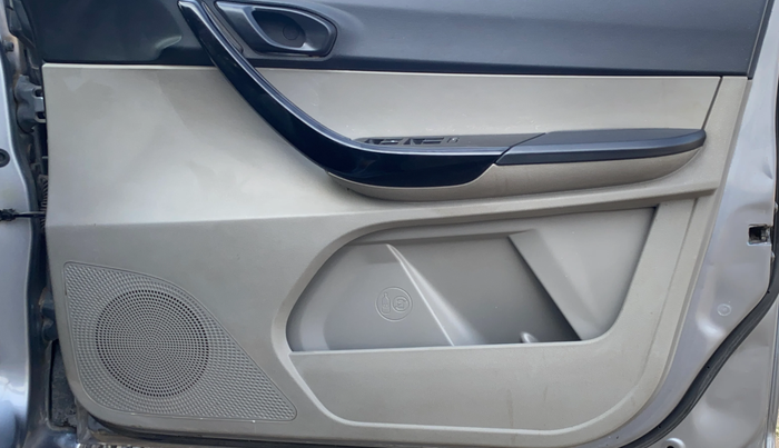 2019 Tata Tiago XZ PETROL, CNG, Manual, 1,13,117 km, Driver Side Door Panels Control