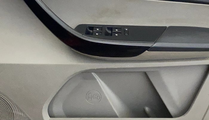 2018 Tata Tiago XZ PETROL, Petrol, Manual, 56,337 km, Driver Side Door Panels Control