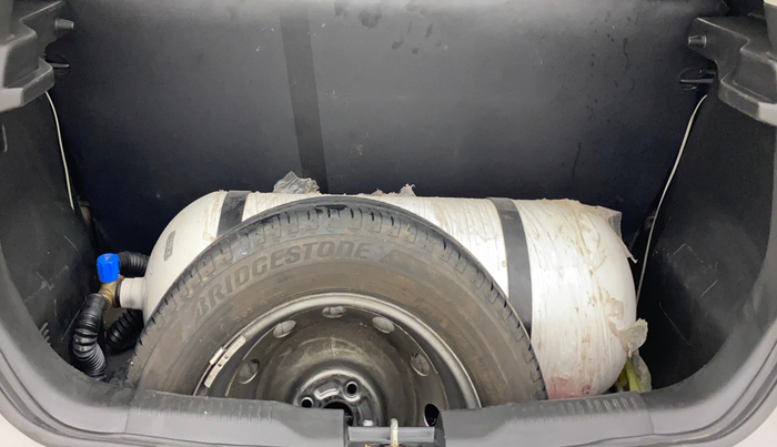 2020 Maruti IGNIS SIGMA 1.2, CNG, Manual, 68,133 km, Boot Inside