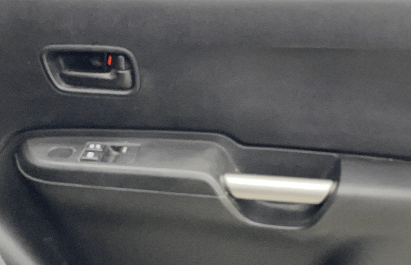 2020 Maruti IGNIS SIGMA 1.2, CNG, Manual, 68,133 km, Driver Side Door Panels Control