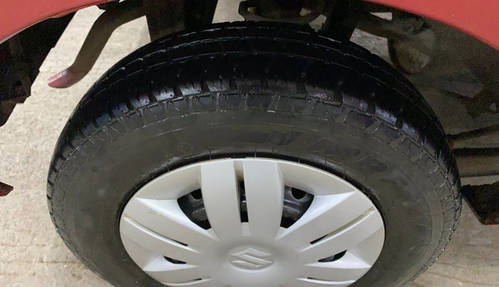 2017 Maruti Alto 800 LXI, Petrol, Manual, 14,814 km, Right Rear Tyre Tread