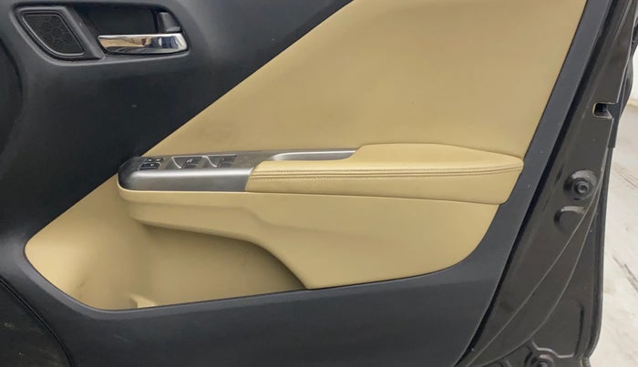 2016 Honda City 1.5L I-VTEC VX (O) MT, Petrol, Manual, 78,511 km, Driver Side Door Panels Control