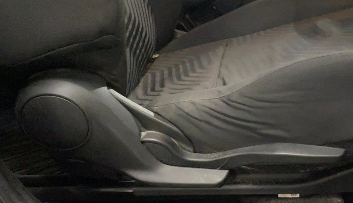 2018 Maruti Swift VXI, Petrol, Manual, 51,516 km, Driver Side Adjustment Panel