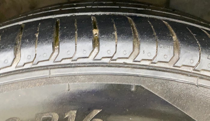 2019 Hyundai VENUE SX 1.0 TURBO, Petrol, Manual, 71,149 km, Right Front Tyre Tread