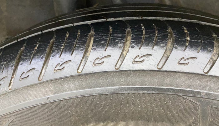 2019 Hyundai VENUE SX 1.0 TURBO, Petrol, Manual, 71,149 km, Right Rear Tyre Tread