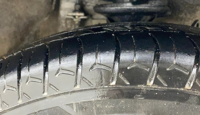 2021 Maruti Alto VXI PLUS, Petrol, Manual, 71,723 km, Right Front Tyre Tread