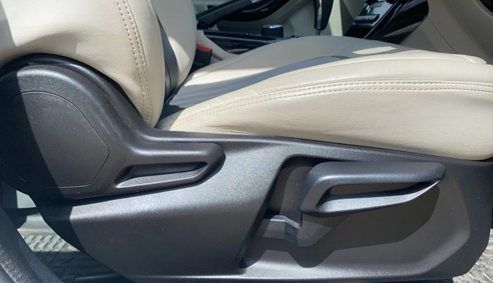 2020 Tata NEXON XZA PLUS (O) PETROL, Petrol, Automatic, 25,790 km, Driver Side Adjustment Panel