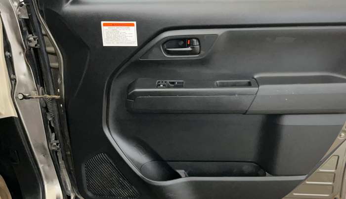 2021 Maruti New Wagon-R LXI CNG 1.0, CNG, Manual, 59,835 km, Driver Side Door Panels Control