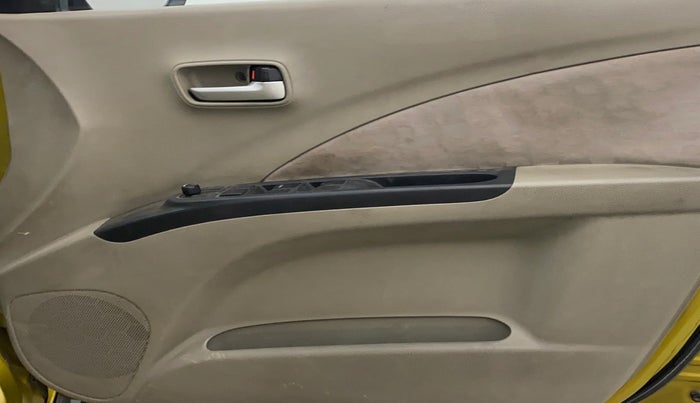 2015 Maruti Celerio ZXI AMT, Petrol, Automatic, 98,393 km, Driver Side Door Panels Control