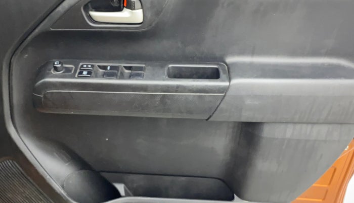 2019 Maruti New Wagon-R VXI 1.2 AMT, Petrol, Automatic, 84,169 km, Driver Side Door Panels Control