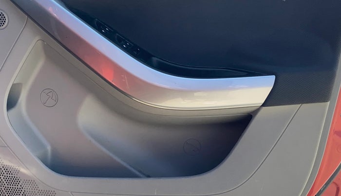 2017 Tata NEXON XZ PLUS PETROL, Petrol, Manual, 40,119 km, Driver Side Door Panels Control