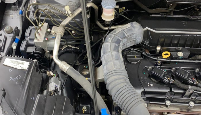 2021 Maruti Vitara Brezza VXI AT SHVS, Petrol, Automatic, 28,754 km, Engine View - Right