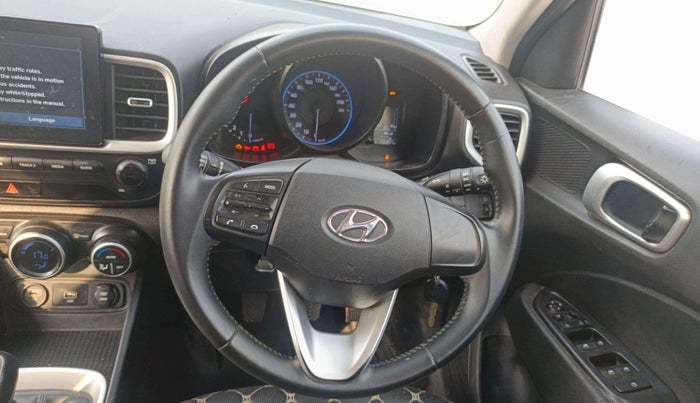 2021 Hyundai VENUE S+ 1.2, Petrol, Manual, 43,393 km, Steering Wheel Close Up
