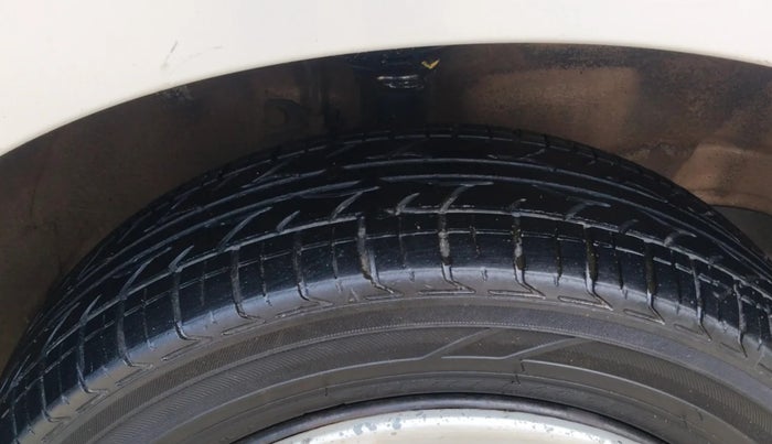 2016 Maruti Wagon R 1.0 VXI, Petrol, Manual, 1,28,845 km, Right Front Tyre Tread