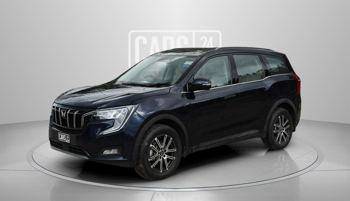 2022 Mahindra XUV700 AX 7 LUXURY P AT 7 STR, Petrol, Automatic, 33,469 km, Left Front Diagonal