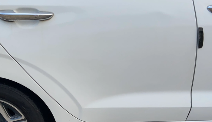 2020 Hyundai AURA SX 1.2, CNG, Manual, 55,457 km, Right rear door - Slightly dented