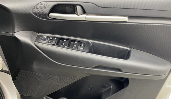 2022 KIA SONET HTK PLUS 1.2, Petrol, Manual, 33,651 km, Driver Side Door Panels Control