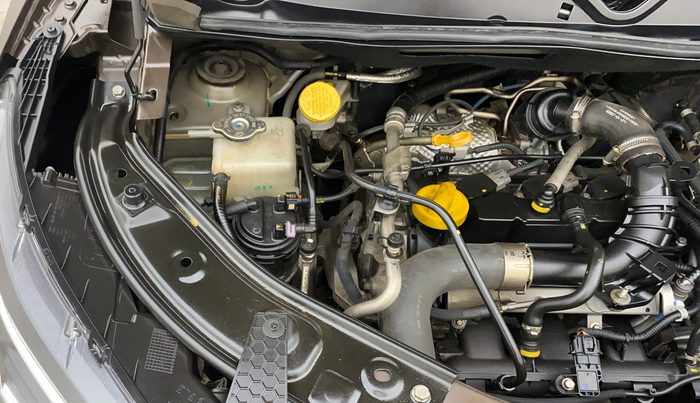 2022 Nissan MAGNITE XV PREMIUM TURBO CVT, Petrol, Automatic, 53,196 km, Engine View - Right