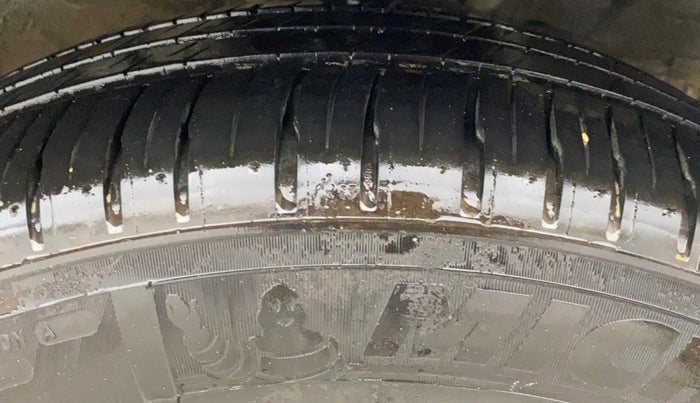 2019 KIA SELTOS HTK PLUS 1.5, Petrol, Manual, 72,140 km, Right Front Tyre Tread