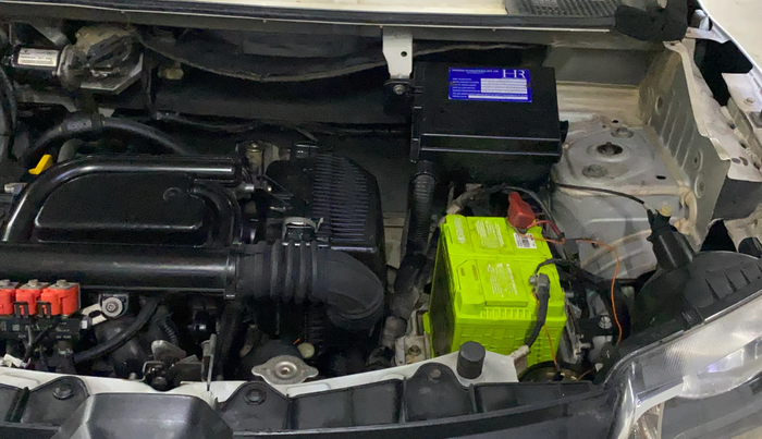 2018 Renault Kwid RXT 1.0 (O), CNG, Manual, 67,703 km, Engine View - Left