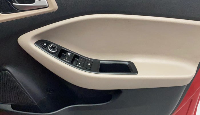 2020 Hyundai Elite i20 SPORTZ PLUS 1.2, Petrol, Manual, 44,937 km, Driver Side Door Panels Control
