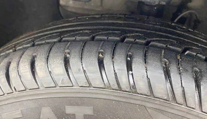 2018 Hyundai Elite i20 SPORTZ 1.2, Petrol, Manual, 72,916 km, Left Front Tyre Tread