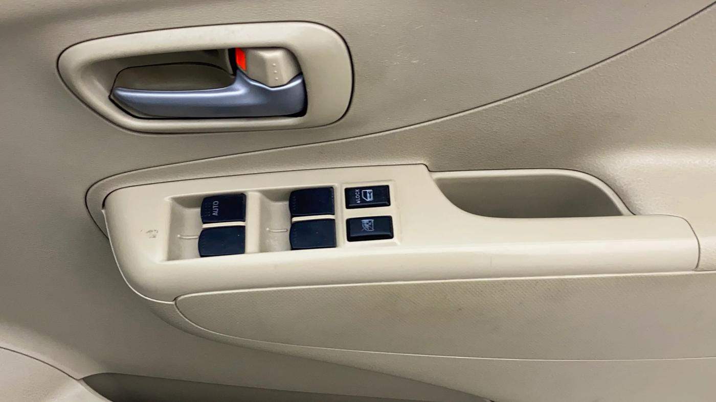 2012 Maruti A Star VXI (ABS) AT, Petrol, Automatic, 49,688 km, Driver Side Door Panels Control