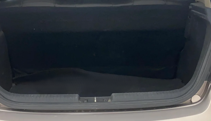 2013 Hyundai i20 MAGNA (O) 1.2, Petrol, Manual, 1,01,648 km, Boot Inside