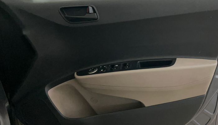 2019 Hyundai Grand i10 MAGNA 1.2 KAPPA VTVT, Petrol, Manual, 43,442 km, Driver Side Door Panels Control