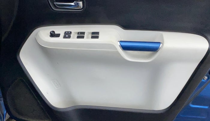 2018 Maruti IGNIS DELTA 1.2 AMT, Petrol, Automatic, 37,347 km, Driver Side Door Panels Control