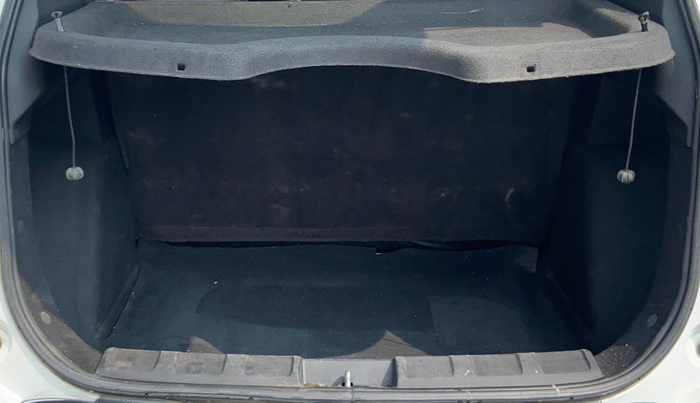 2018 Tata NEXON XM PETROL, Petrol, Manual, 1,47,494 km, Boot Inside