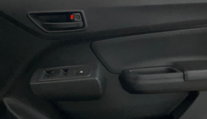 2024 Maruti Swift LXI, Petrol, Manual, 6,830 km, Driver Side Door Panels Control