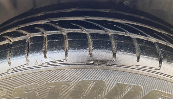 2015 Ford Ecosport TITANIUM 1.5L DIESEL, Diesel, Manual, 72,677 km, Left Front Tyre Tread