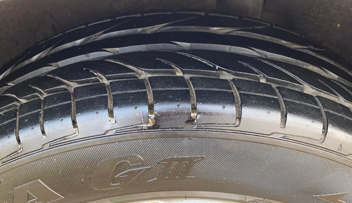 2015 Ford Ecosport TITANIUM 1.5L DIESEL, Diesel, Manual, 72,677 km, Left Rear Tyre Tread