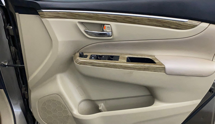 2019 Maruti Ciaz ALPHA 1.5 SHVS PETROL, Petrol, Manual, 72,030 km, Driver Side Door Panels Control