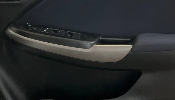 2019 Maruti Baleno ZETA PETROL 1.2, Petrol, Manual, 64,240 km, Driver Side Door Panels Control